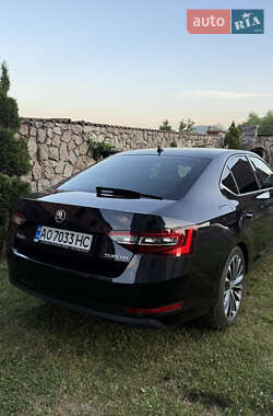 Универсал Skoda Superb 2016 в 