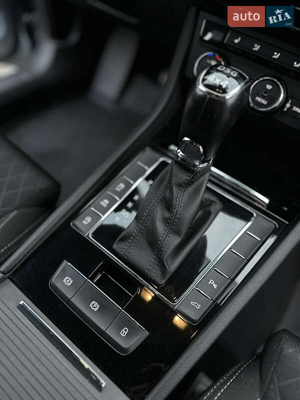 Универсал Skoda Superb 2016 в Самборе