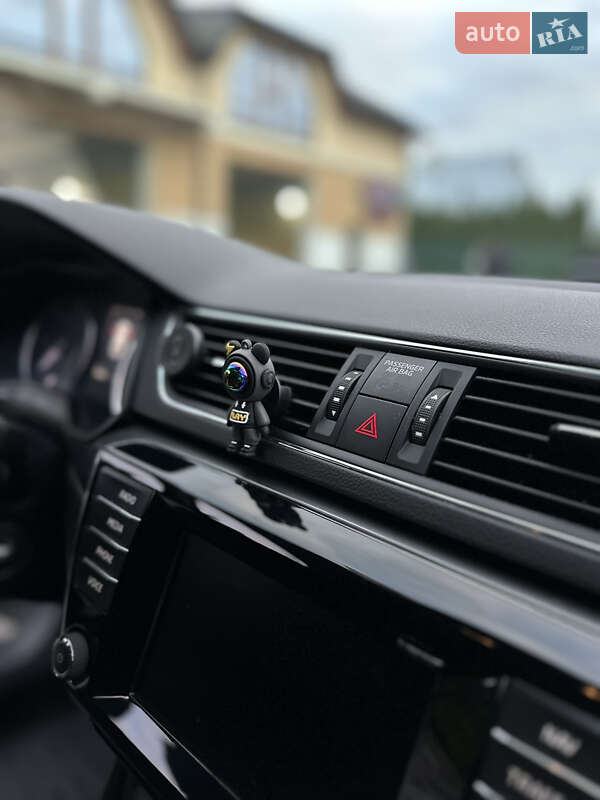 Универсал Skoda Superb 2016 в Самборе