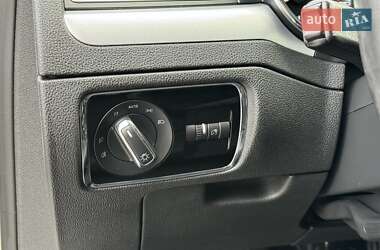 Лифтбек Skoda Superb 2013 в 