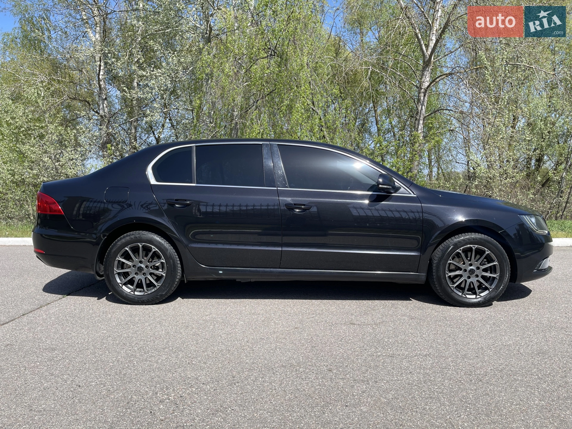 2013 Skoda Superb - мініатюра 18