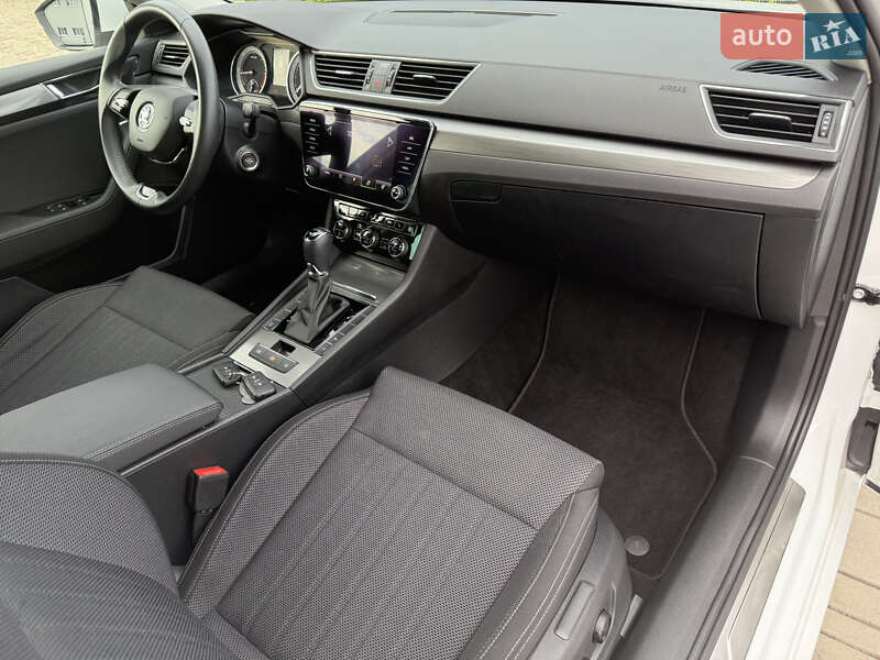 Универсал Skoda Superb 2020 в Луцке