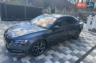 Лифтбек Skoda Superb 2020 в Ивано-Франковске