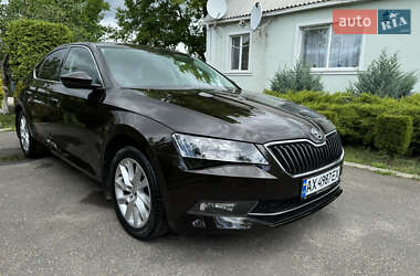 Лифтбек Skoda Superb 2017 в 