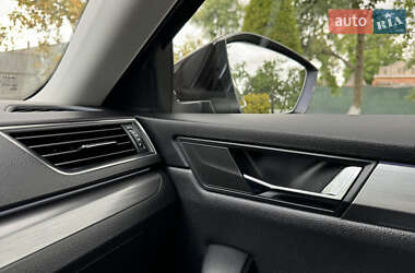 Лифтбек Skoda Superb 2017 в 