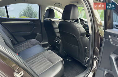 Лифтбек Skoda Superb 2017 в 