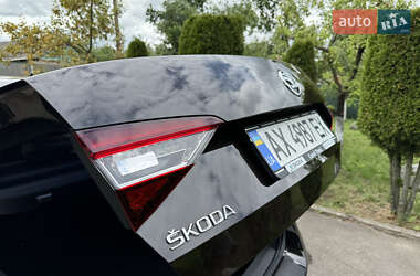 Лифтбек Skoda Superb 2017 в 