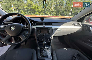 Лифтбек Skoda Superb 2014 в 