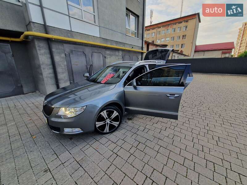 Универсал Skoda Superb 2010 в Ивано-Франковске