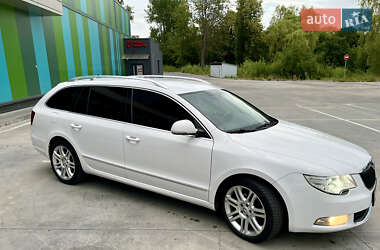 Универсал Skoda Superb 2010 в 