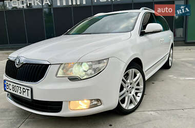 Универсал Skoda Superb 2010 в 