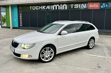 Универсал Skoda Superb 2010 в 