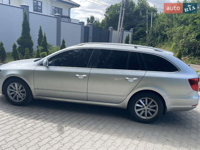 Универсал Skoda Superb 2014 в Львове фото 7 Универсал Skoda Superb 2014 в Львове