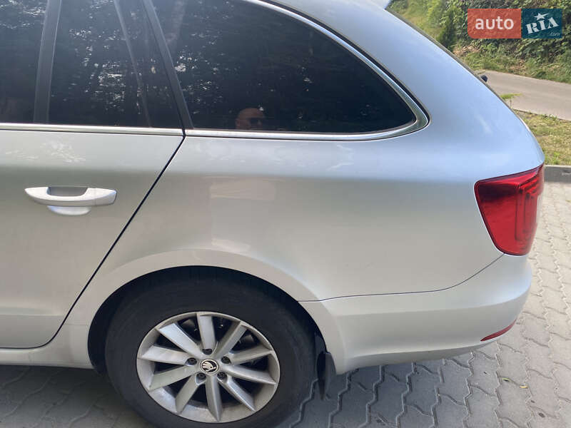 Универсал Skoda Superb 2014 в Львове фото 15 Универсал Skoda Superb 2014 в Львове