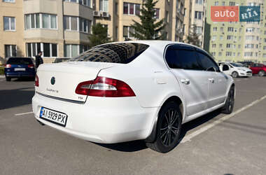 Лифтбек Skoda Superb 2010 в 
