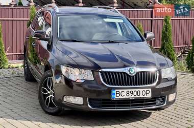 Універсал Skoda Superb 2013 в Стрию