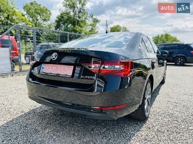 Лифтбек Skoda Superb 2017 в Иршаве