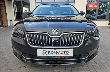 Лифтбек Skoda Superb 2016 в 