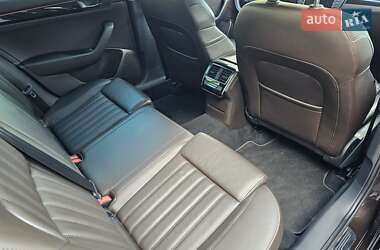 Лифтбек Skoda Superb 2016 в 