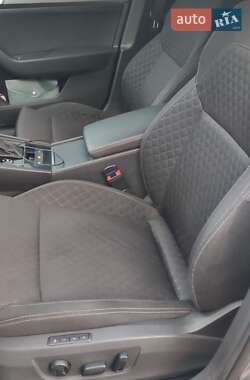 Лифтбек Skoda Superb 2015 в 