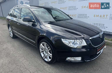 Универсал Skoda Superb 2011 в Киеве