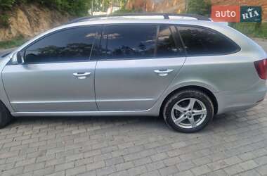 Універсал Skoda Superb 2011 в 