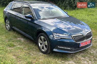 Универсал Skoda Superb 2020 в 