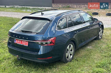 Универсал Skoda Superb 2020 в 