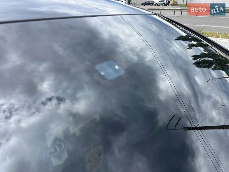 Универсал Skoda Superb 2011 в Киеве