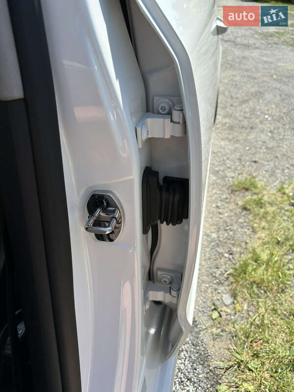 Ліфтбек Skoda Superb 2014 в Виноградові