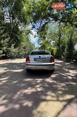 Лифтбек Skoda Superb 2005 в 