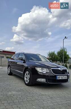 Універсал Skoda Superb 2013 в Запоріжжі