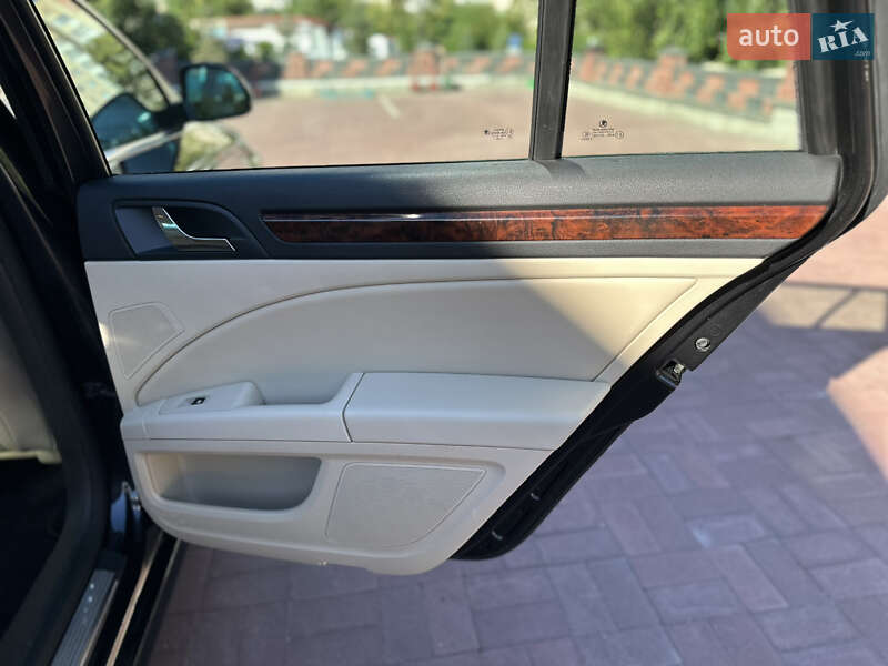 Универсал Skoda Superb 2012 в Ровно