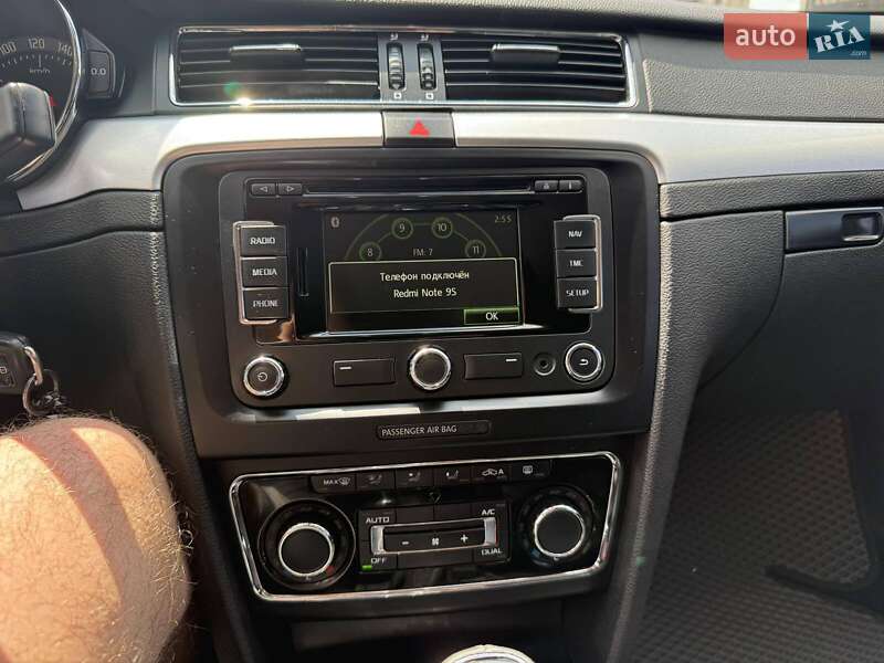 Ліфтбек Skoda Superb 2015 в Львові