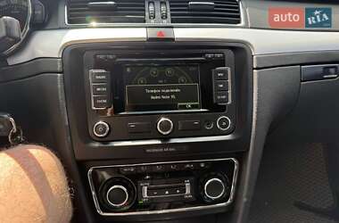 Лифтбек Skoda Superb 2015 в 