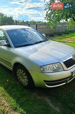 Лифтбек Skoda Superb 2007 в 