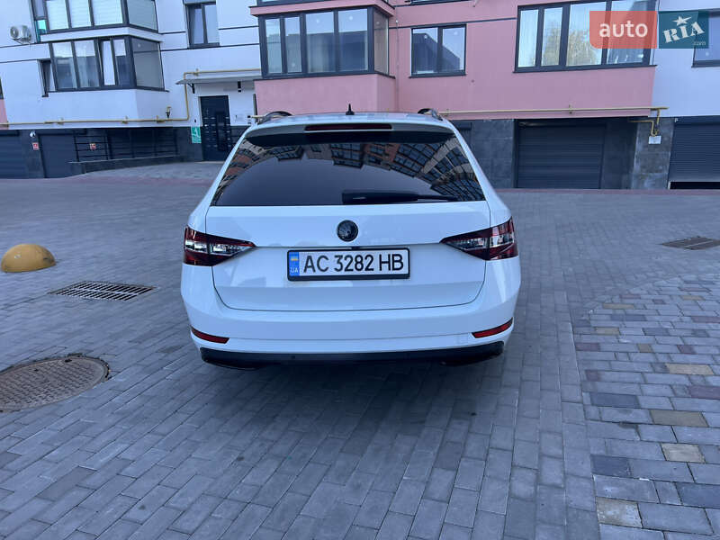 Универсал Skoda Superb 2017 в Луцке