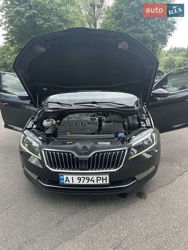 Лифтбек Skoda Superb 2015 в Киеве