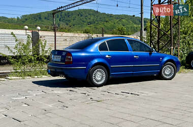 Ліфтбек Skoda Superb 2004 в Сваляві