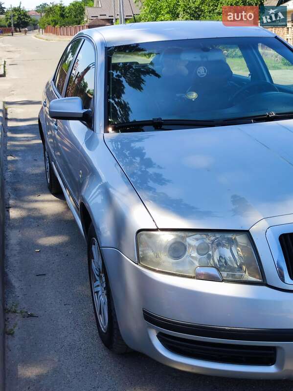 Ліфтбек Skoda Superb 2003 в Калинівці
