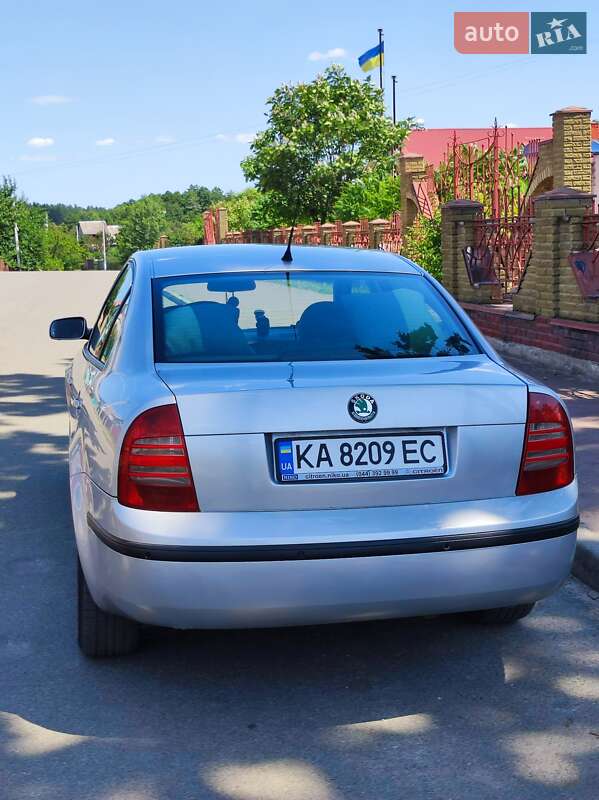 Ліфтбек Skoda Superb 2003 в Калинівці