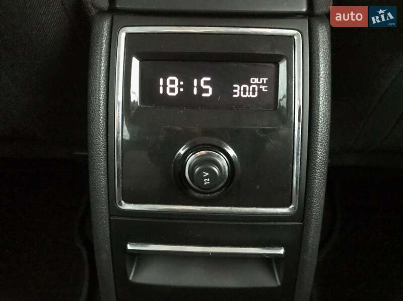 Універсал Skoda Superb 2013 в Тернополі
