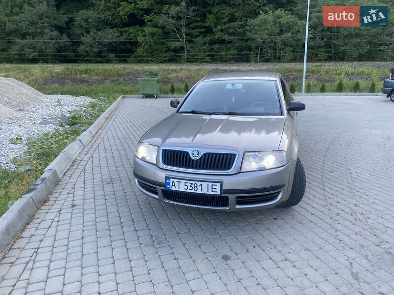 Skoda Superb 2006