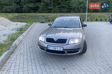 Лифтбек Skoda Superb 2006 в 