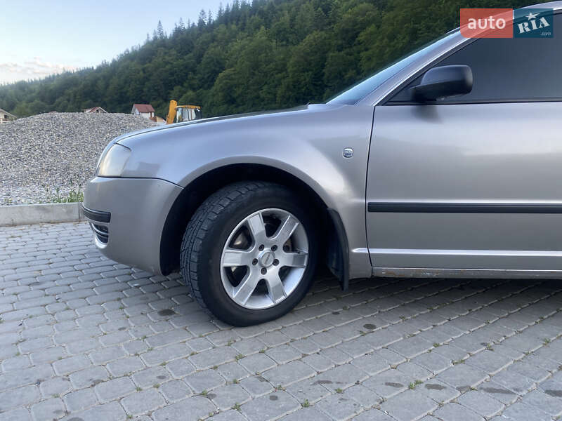 Лифтбек Skoda Superb 2006 в Ивано-Франковске