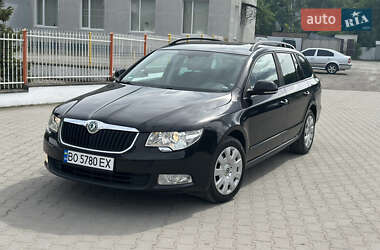 Универсал Skoda Superb 2011 в 