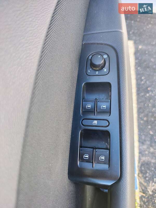 Универсал Skoda Superb 2014 в Слобожанском