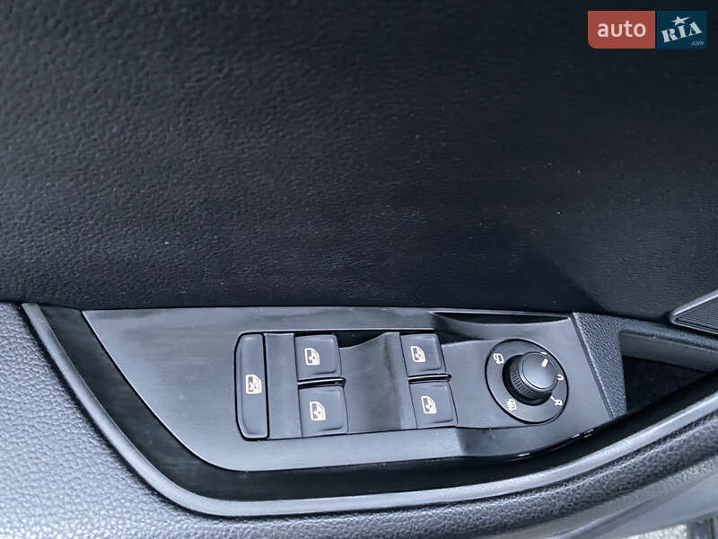 Ліфтбек Skoda Superb 2017 в Сваляві