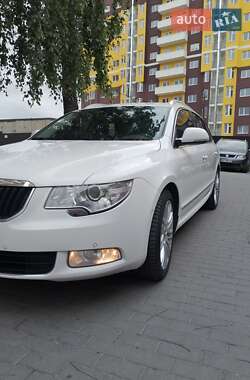 Універсал Skoda Superb 2012 в Хмельницькому