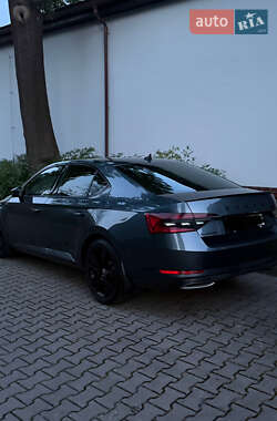Лифтбек Skoda Superb 2020 в 